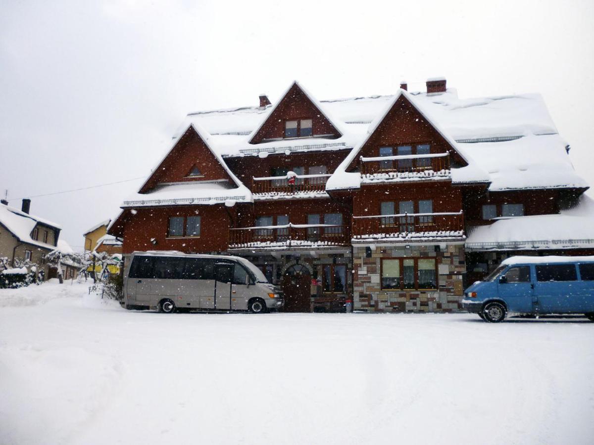 Dom Wczasowy Kazik Hotel Maniowy Bagian luar foto